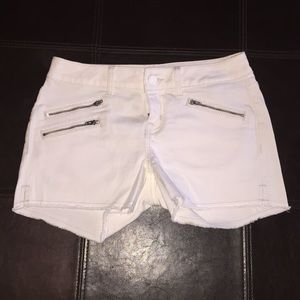 Miss Me white Shorts with zipper details